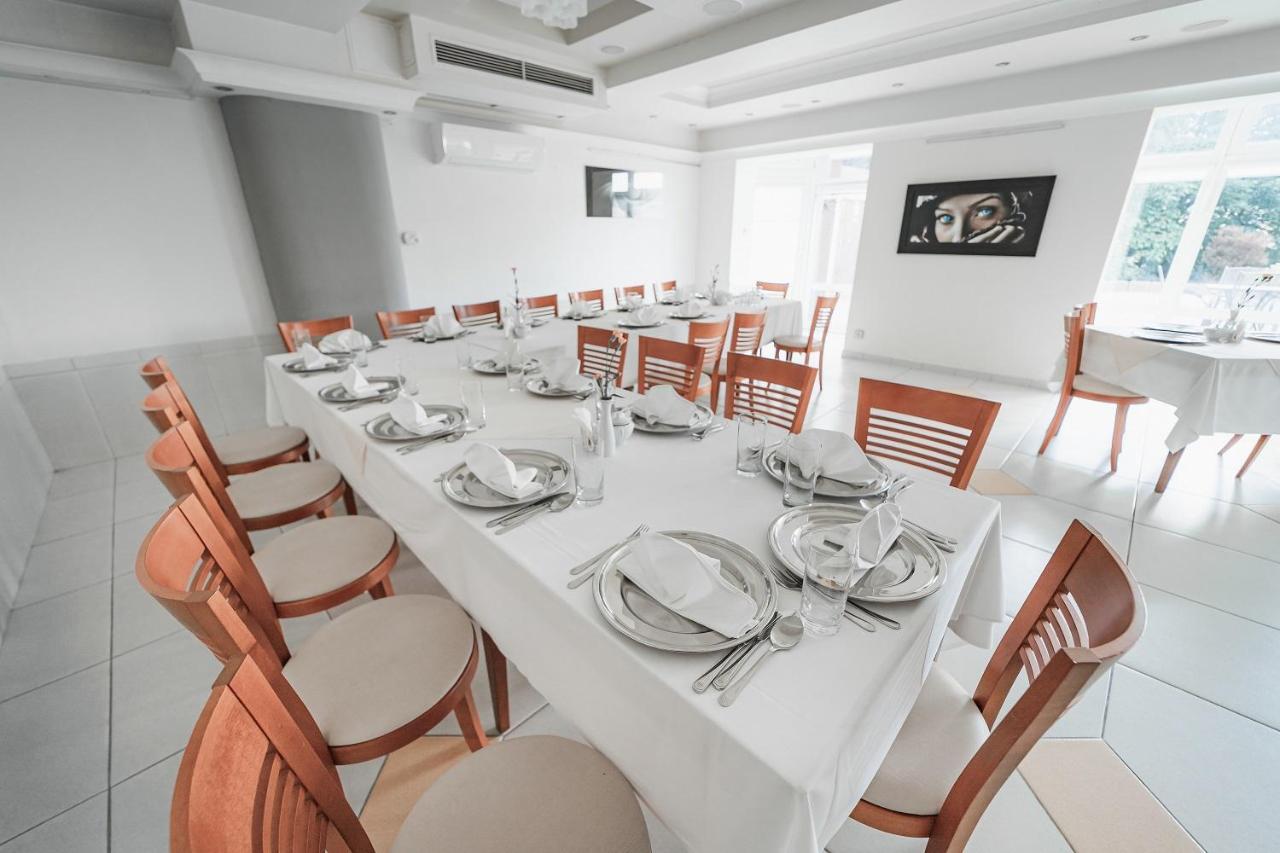 Elita Hotel & Restauracja Iwonicz-Zdrój Kültér fotó
