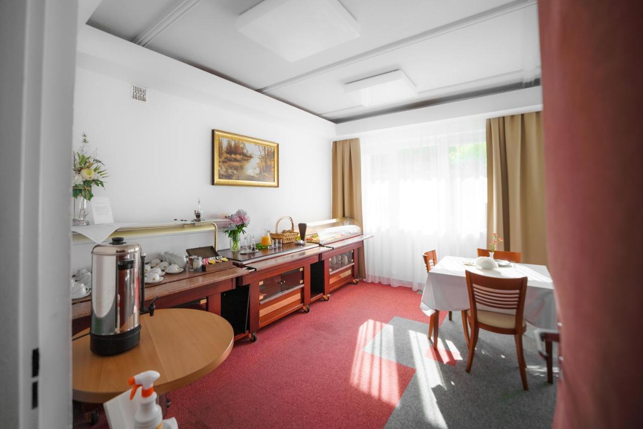 Elita Hotel & Restauracja Iwonicz-Zdrój Kültér fotó