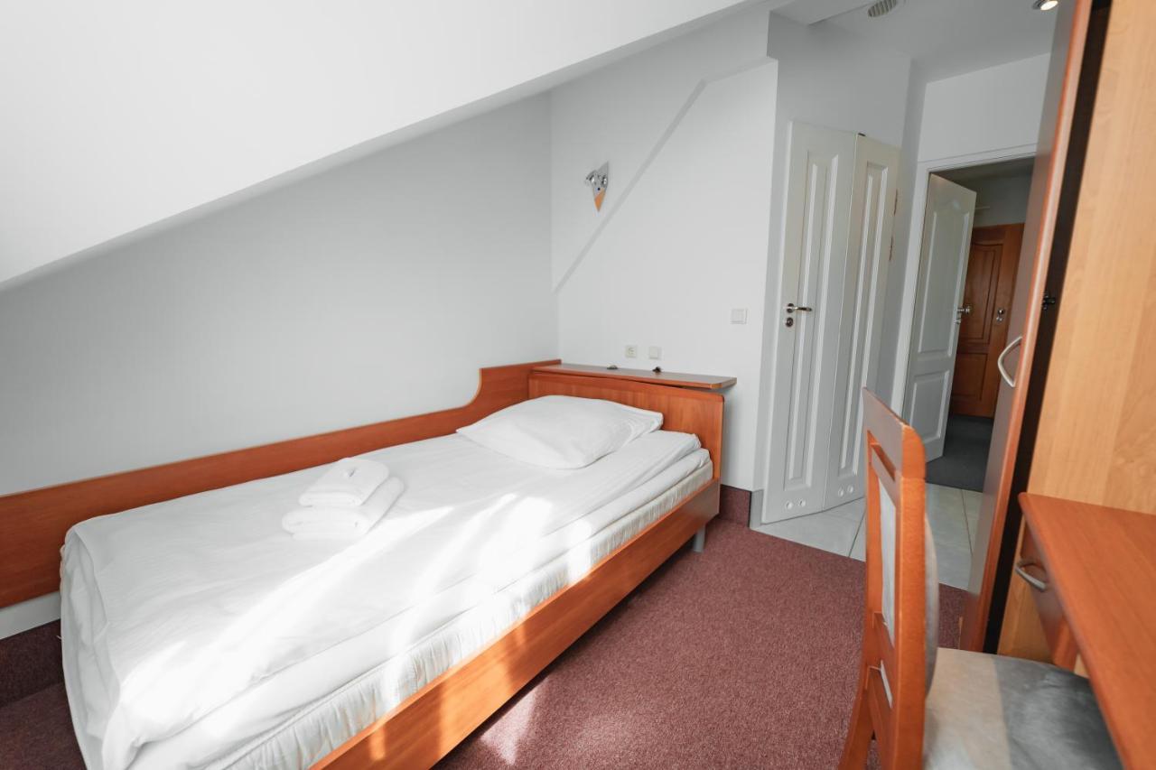 Elita Hotel & Restauracja Iwonicz-Zdrój Kültér fotó